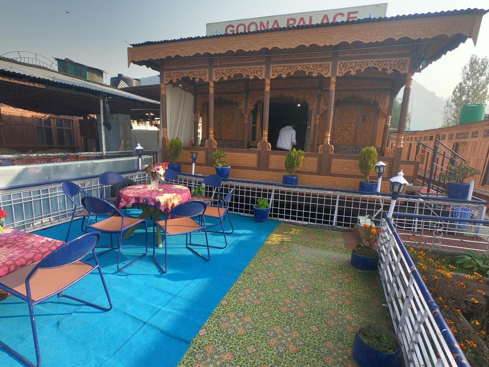 Goona Palace Houseboats Srinagar  Bagian luar foto