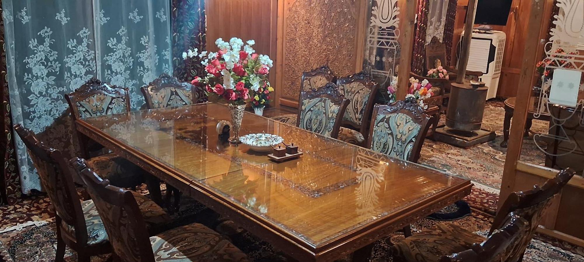 Goona Palace Houseboats Srinagar  Bagian luar foto