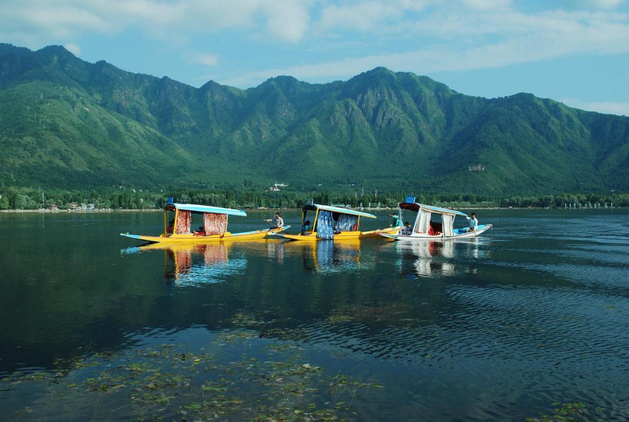 Goona Palace Houseboats Srinagar  Bagian luar foto